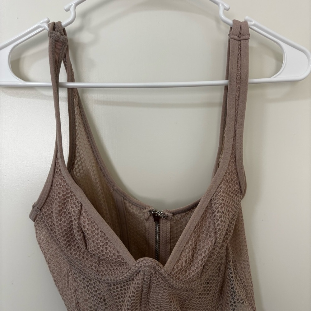 *New* White Fox Enlighten me Bustier taupe size Medium - Picture 8 of 13